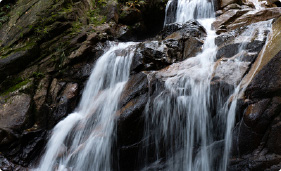 新潟上越妙高山の氷